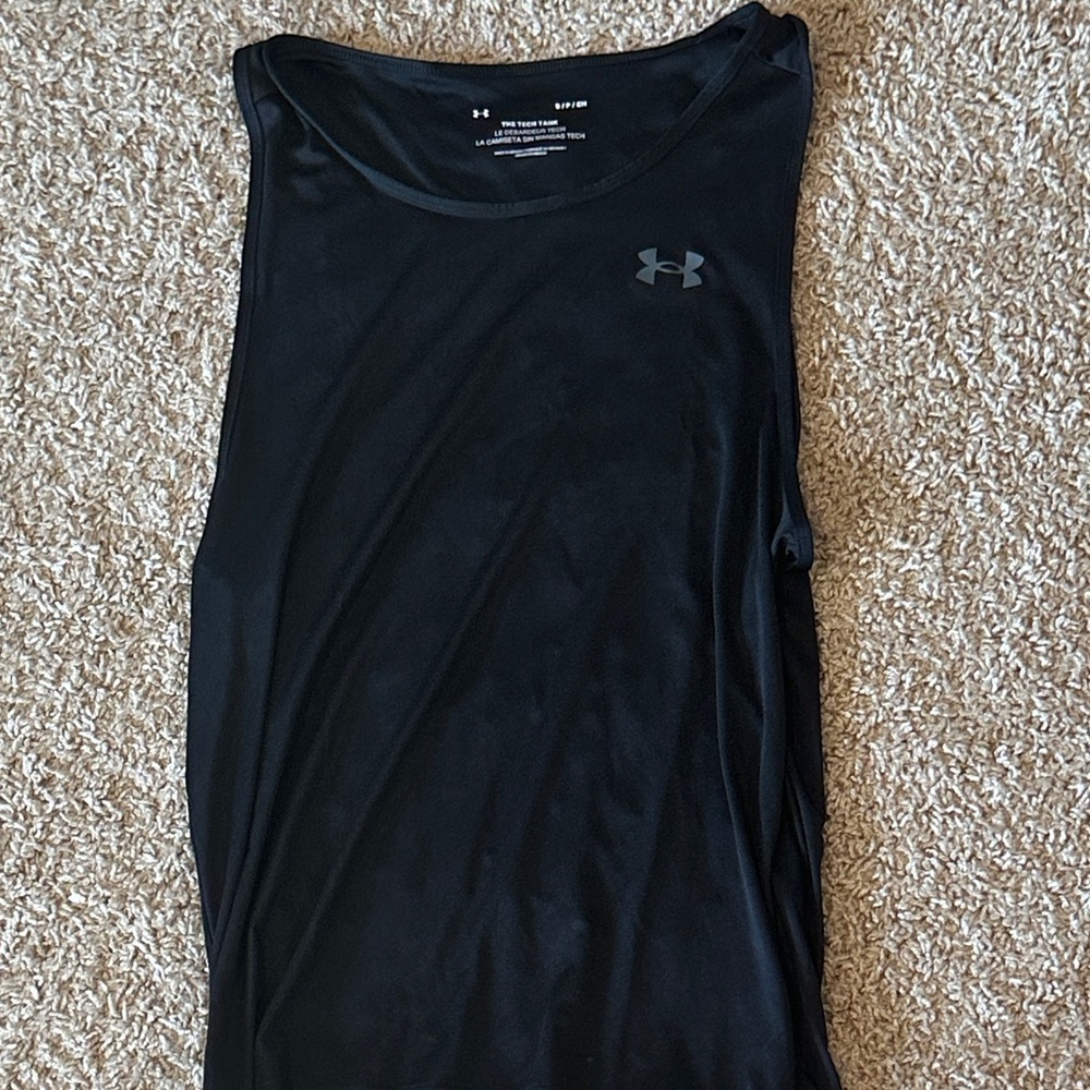 Under Armour Black Sleeveless Training Tank size S Men’s